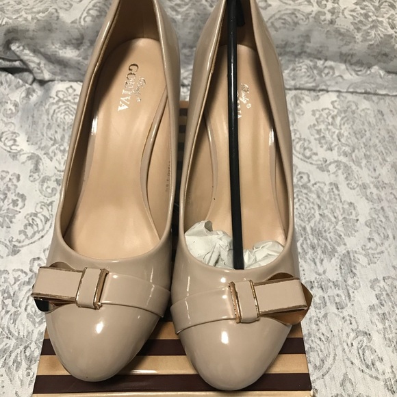 Lady Godiva pumps - Picture 1 of 6